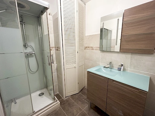 EXCLUSIVITÉ : APPARTEMENT T2 VUE MER + CAVE + PARKING (BASTIA SUD)