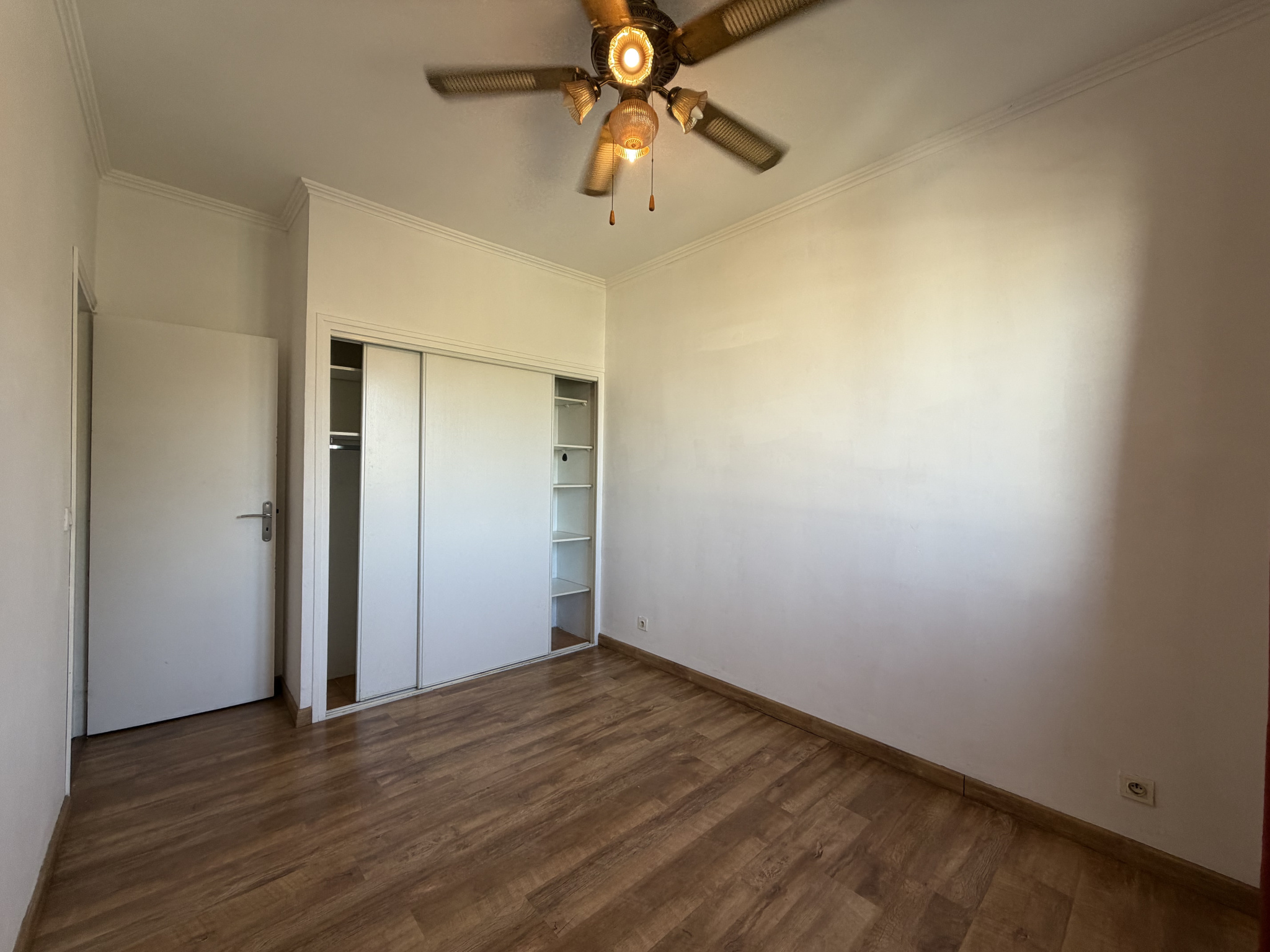 Appartement 3 pièces avec terrasse et cave à BIGUGLIA