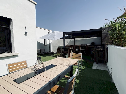 Villa indépendante Type T3 d'environ 91 m2 avec jardin .et terrasse aménagée.