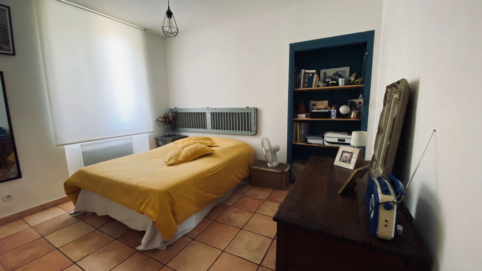 APPARTEMENT T3 AU 1ER ETAGE D'UNE MAISON EN PIERRE