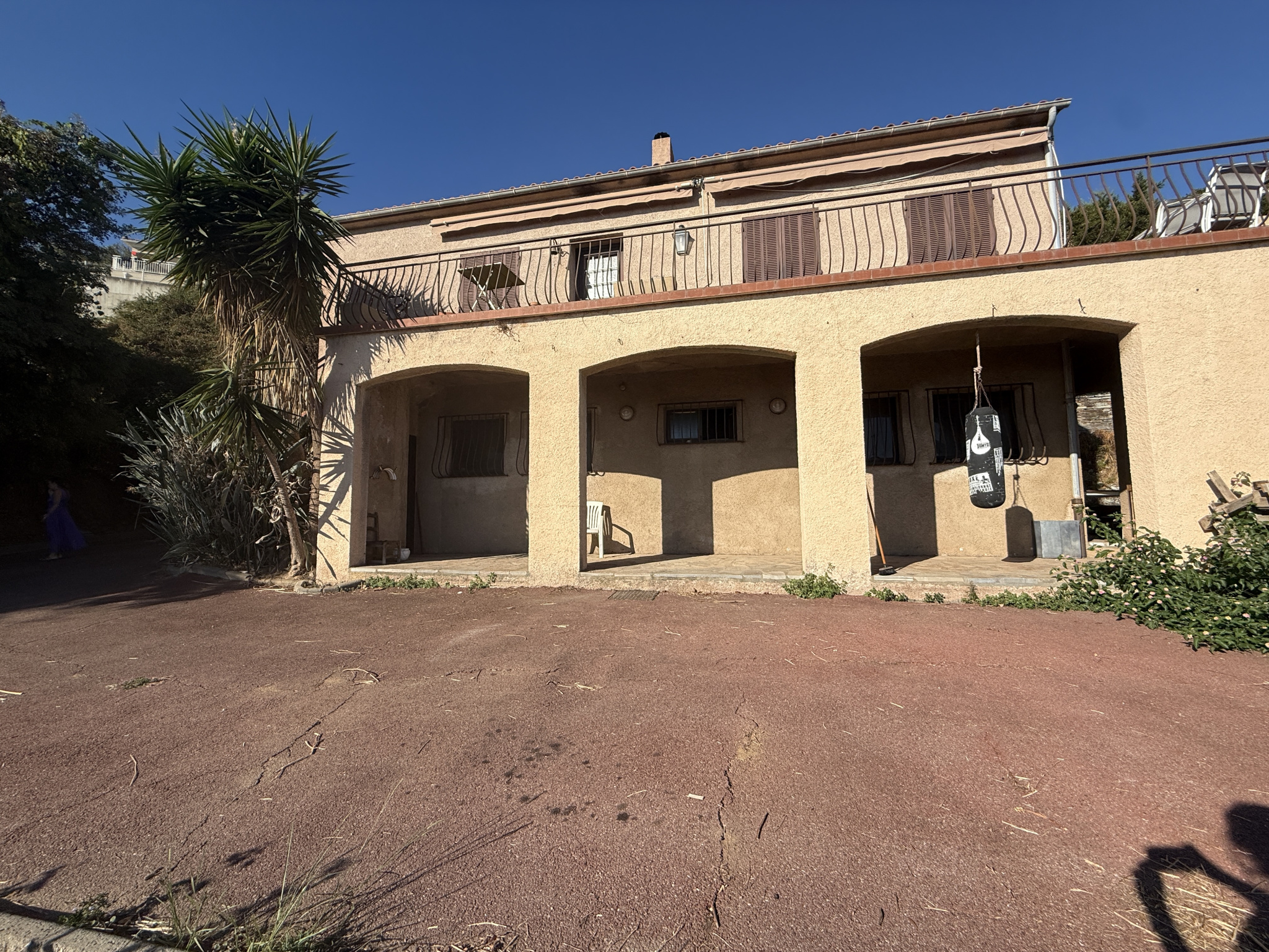 Villa individuelle sur un terrain de 2038m2 à SAN MARTINO DI LOTA (Entrée du cap)